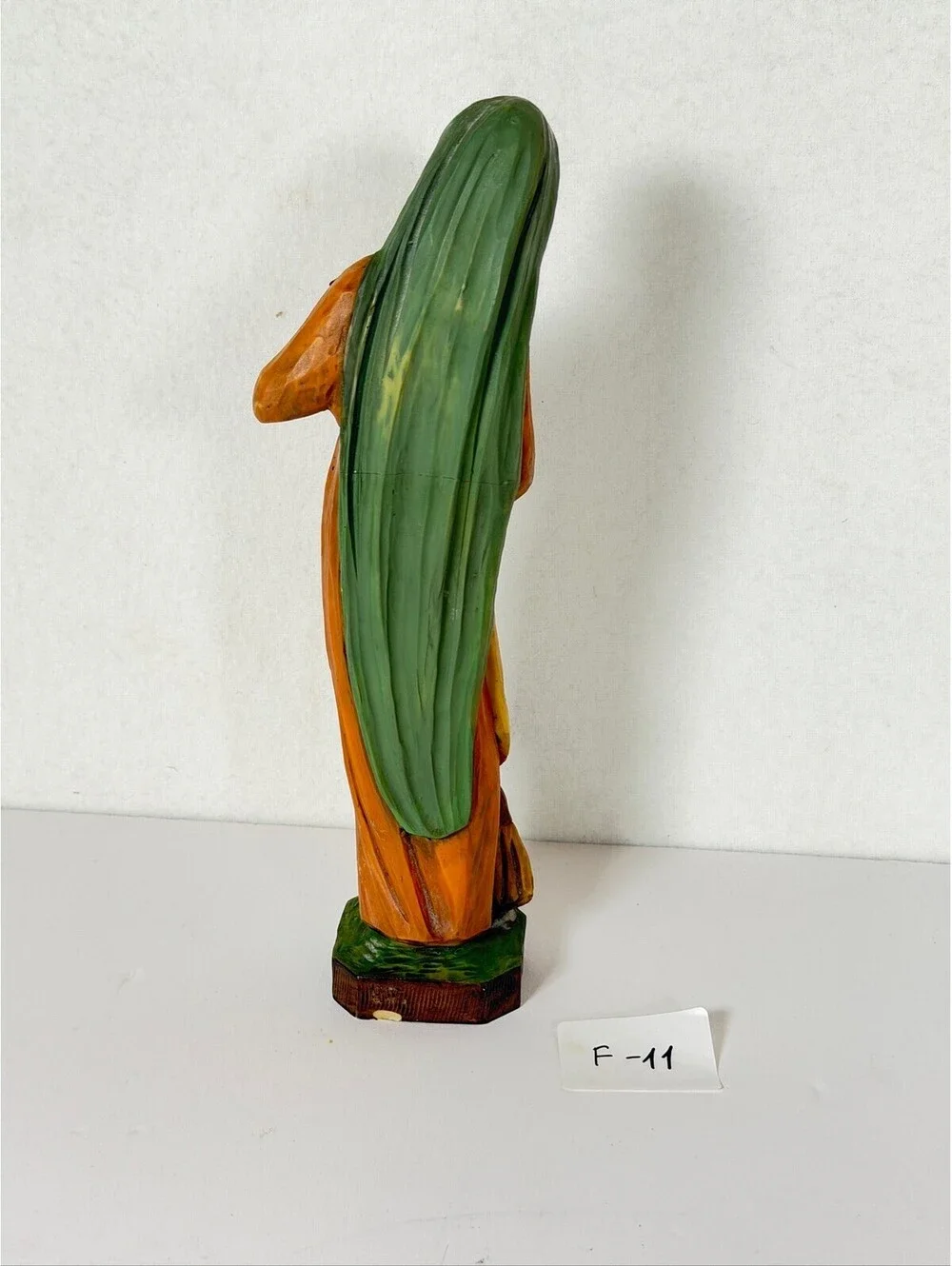 Vintage Hand Painted Figure Italy Woman with Broom Nativity Decor F-11